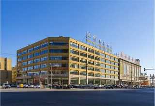 龙华曼海宁附近的足球寒假训练营